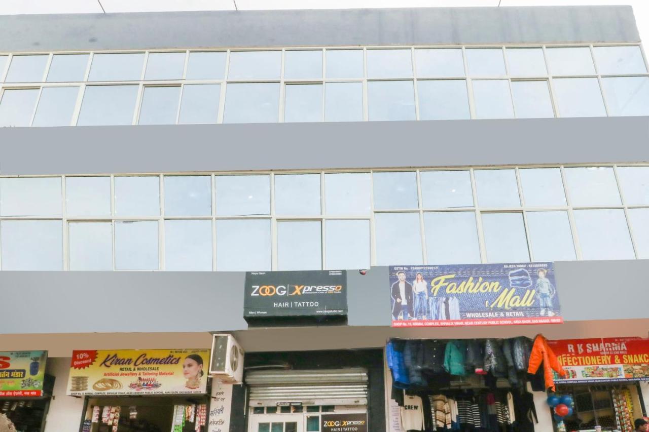 Oyo69576城市景观酒店 Nayagaon 外观 照片